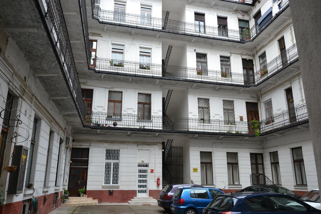Twenty2 Apartment Budapest Exterior photo